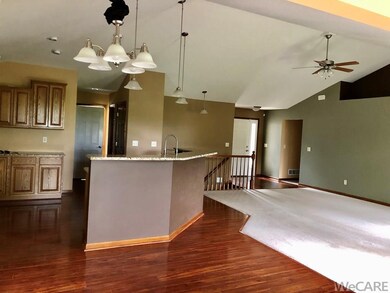 5112 Surrey Ln, Lima, OH 45807 - photo 4