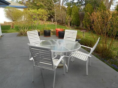 unlisted-address, Bend, OR 97702 - photo 4