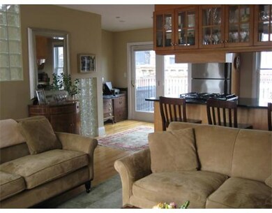 22 Sheafe St unit 4, Boston, MA 02113 - photo 2