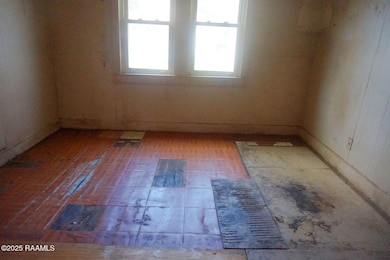 217 Glenn St, Broussard, LA 70518 - photo 5