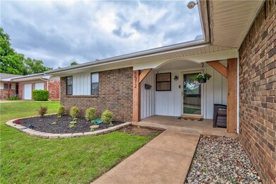 5512 NW 67th St, Warr Acres, OK 73132 - photo 2