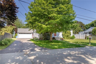 5 Gae St, Middletown, RI 02842 - photo 3