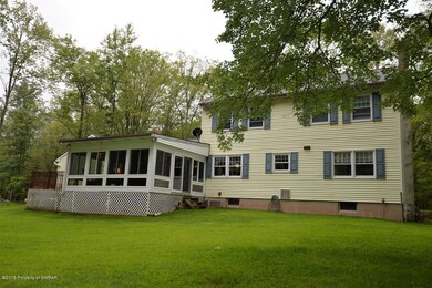 28 Wilderness Dr, Mountain Top, PA 18707 - photo 3