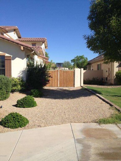 laveen house 093