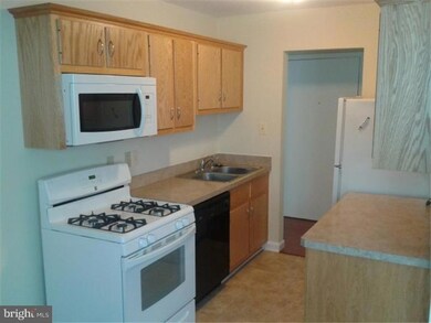 201 Philadelphia Pike unit 120, Wilmington, DE 19809 - photo 2