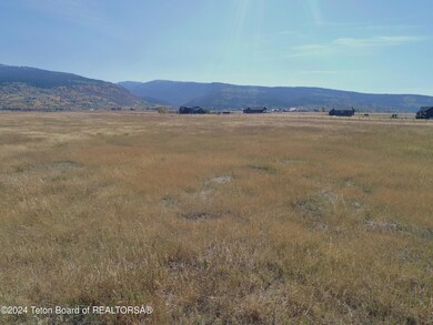 2020 Cherry Grove Ln, Victor, ID 83455 - photo 5