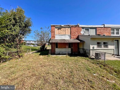 801 Rambo Ct, Halethorpe, MD 21227 - photo 4