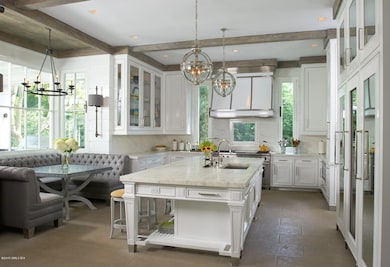 409 Round Hill Rd, Greenwich, CT 06831 - photo 7