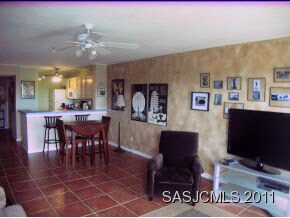 20 x 14 tiled Great Room