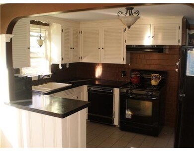 17 Pheasant Dr, Cranston, RI 02920 - photo 4