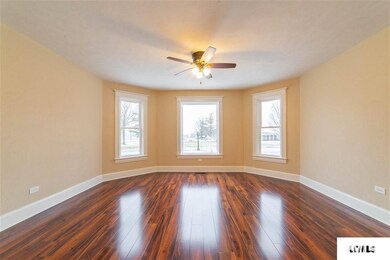 802 Wyatt Ave, Lincoln, IL 62656 - photo 5