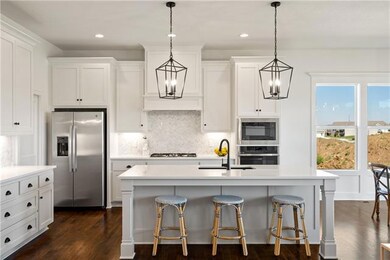 9037 Mesquite St, Shawnee, KS 66227 - photo 3