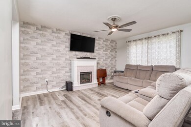 163 Mission Ln, Bunker Hill, WV 25413 - photo 5