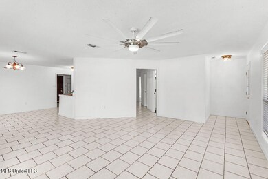 10460ShorecrestRd-11
