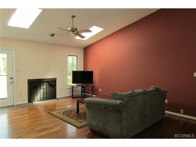 Bright and cheery open floor plan. Family room wit