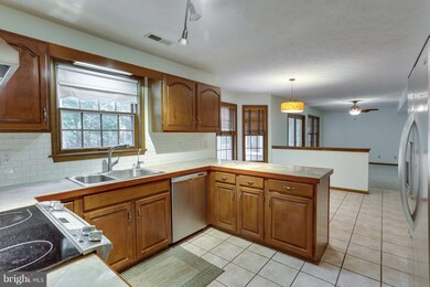 44184 Devonshire Way, California, MD 20619 - photo 6