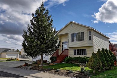 520 Frederick Ave, Medical Lake, WA 99022 - photo 2