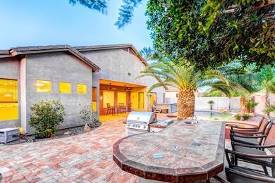 outdoor kitchen