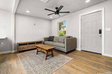 118 W Zavalla, San Antonio, TX 78204 - photo 5