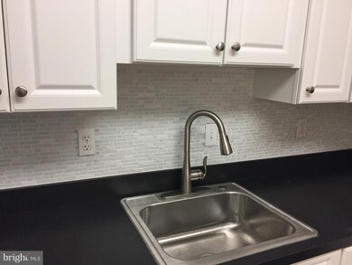 3242 Gleneagles Dr, Silver Spring, MD 20906 - photo 4