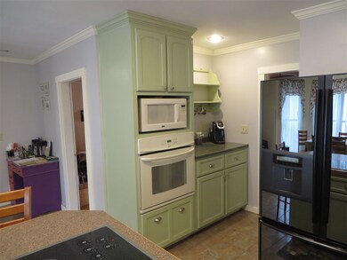 315 Cliff St, Saint Johnsbury, VT 05819 - photo 3