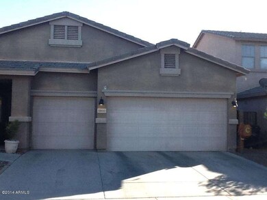3 Car Garage