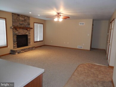 1423 Edenville Rd, Chambersburg, PA 17202 - photo 4