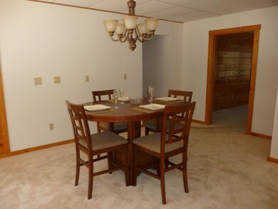 DiningRoom