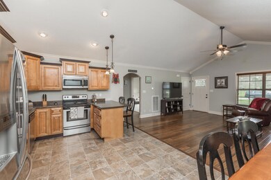 8012CampbellsPointAshleyCooper-7