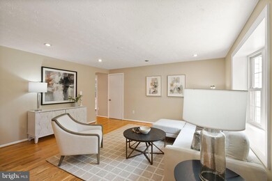 3056 Railroad Vine Ct, Fairfax, VA 22031 - photo 4