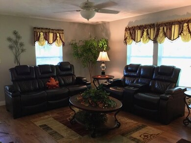 1221 E Main St, Delphi, IN 46923 - photo 4