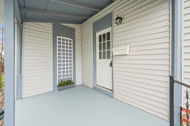 272 N Cherry St, Columbus, IN 47201 - photo 4