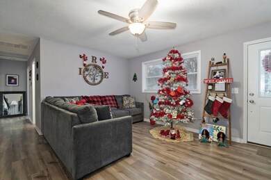 1133 W Morningside St-5