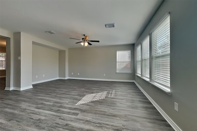 29539 S Legends Bend Dr, Spring, TX 77386 - photo 3