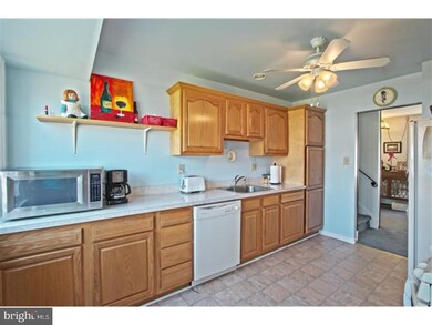 1036 Estates Blvd, Trenton, NJ 08690 - photo 7