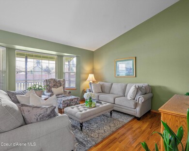 06-Formal Living Room