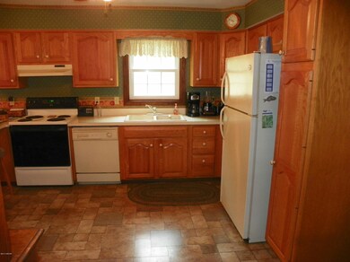 223 Foust Hill Rd, Hughesville, PA 17737 - photo 4