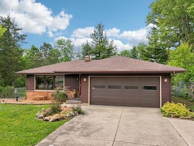 69-web-or-mls-W Page St-0606-067