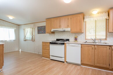 4064 E. Flower-9316