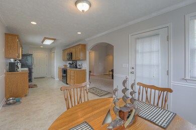 61 Cimarron Cir, Manchester, TN 37355 - photo 4