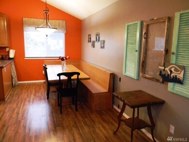 9835 Donovan Ct SE, Yelm, WA 98597 - photo 3