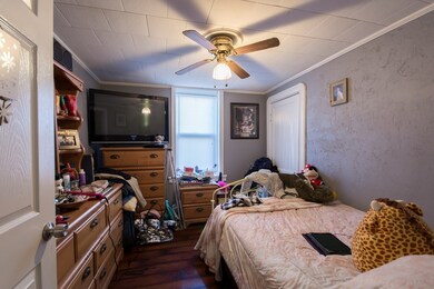 21 Roosevelt St, Fall River, MA 02724 - photo 6