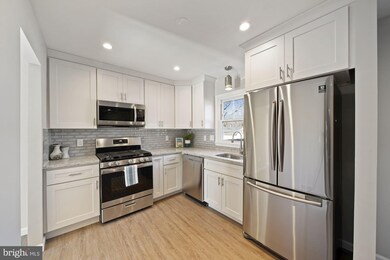 3025 Hickory Grove Ct, Fairfax, VA 22031 - photo 6