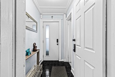 1038 N Shore Rd, Revere, MA 02151 - photo 4