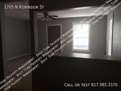 1705 N Robinson St, Cleburne, TX 76031 - photo 3