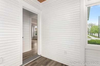 287 W 19th St, Holland-26