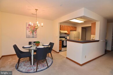 23140 Cobblestone Ln unit 307, California, MD 20619 - photo 2