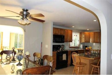 17 Benoit St, Westport, MA 02790 - photo 6