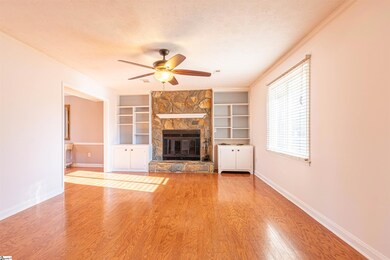 2 Brooks Rd, Mauldin, SC 29662 - photo 3