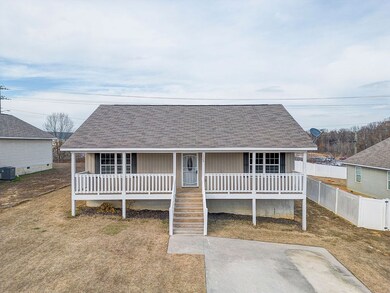 1509 Hale Bowen Dr, Dalton, GA 30721 - photo 2